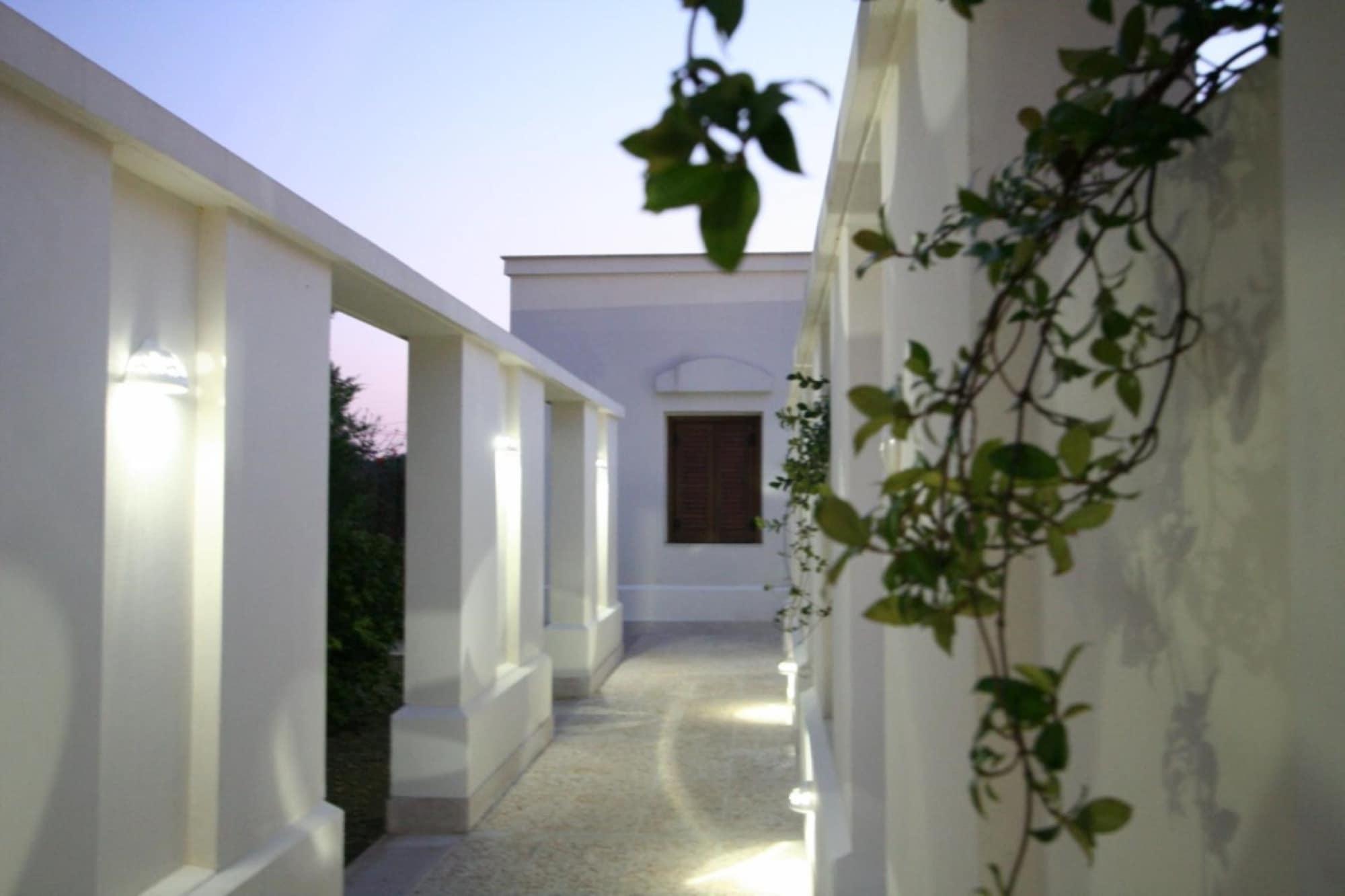 Hotel Terranobile Metaresort Bari Exterior photo
