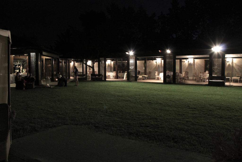 Hotel Terranobile Metaresort Bari Exterior photo