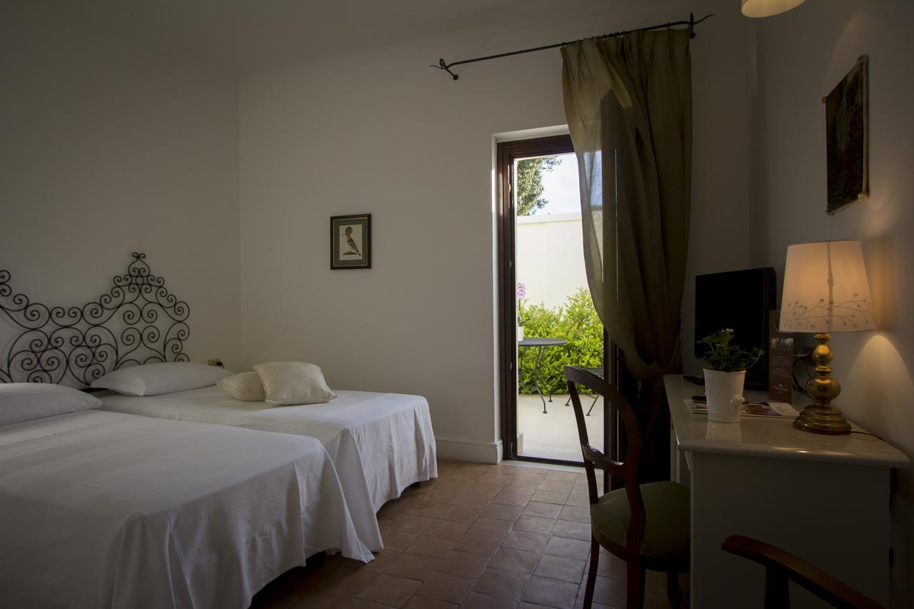 Hotel Terranobile Metaresort Bari Exterior photo